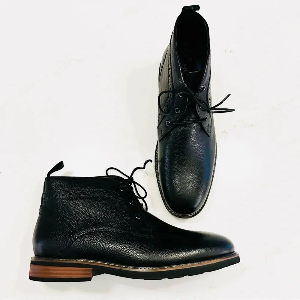 Nunn Bush Ozark Plain Toe Chukka Boot | Black Tumble | 8 Extra Wide